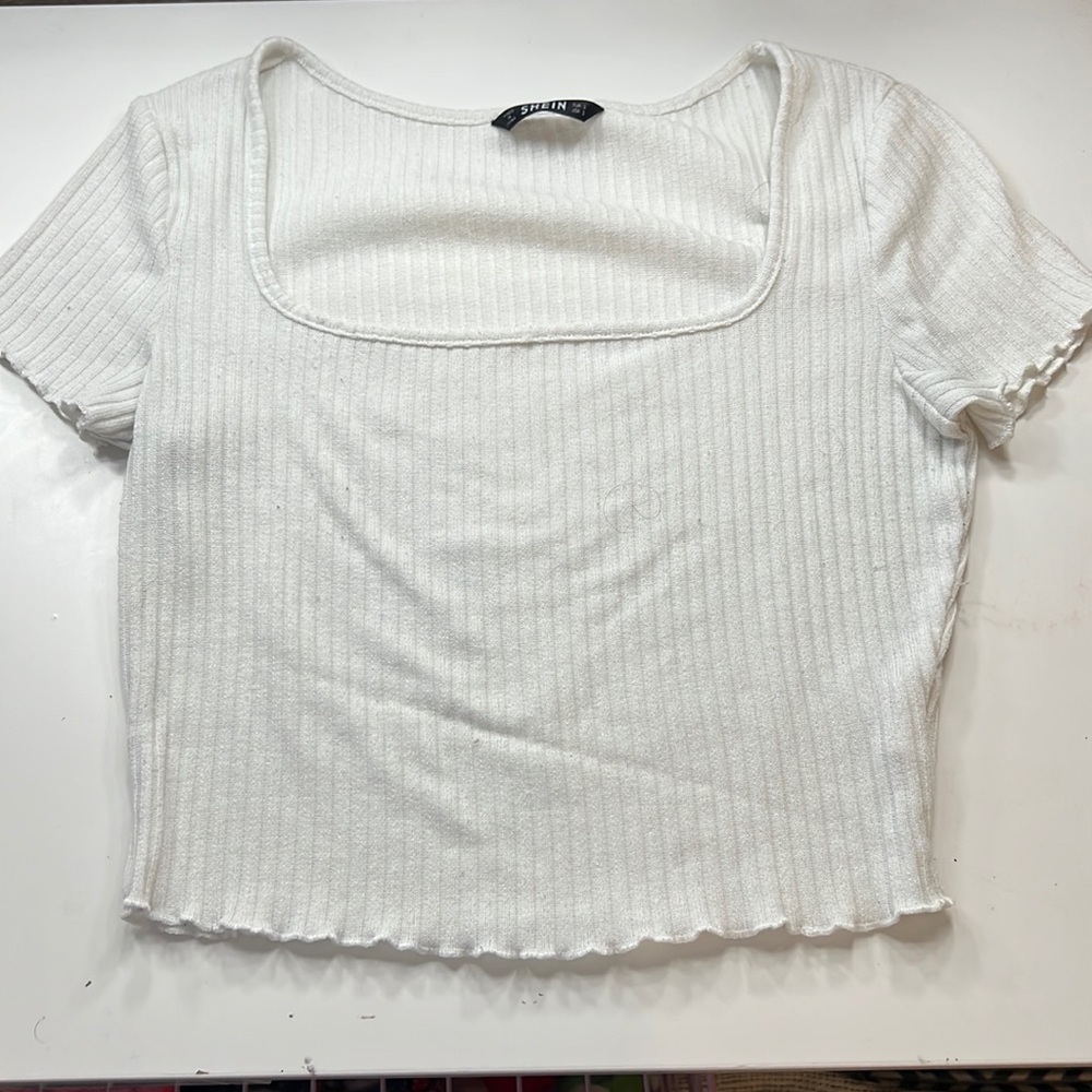 SHEIN brand cropped t-shirt